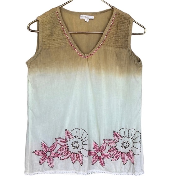 Solitaire Los Angeles Floral Embroidered & Smocked Detail Ombre Sleeveless Top - Picture 1 of 9